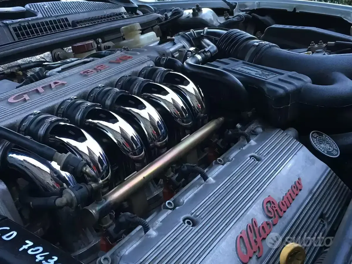 Usata Alfa Romeo 147 GTA 250 CV (183 kW) 2004 Grigio Utilitaria