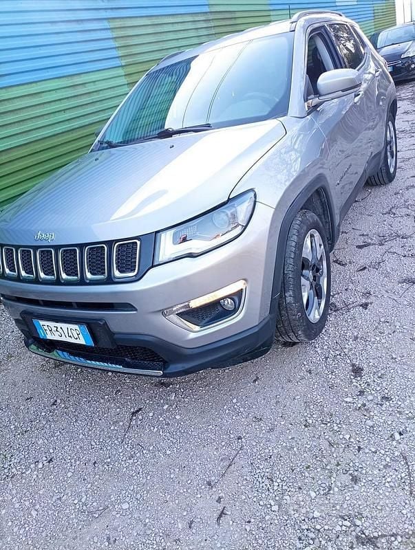 Usata Jeep Compass Limited 136 CV (100 kW) 2017 Grigio SUV