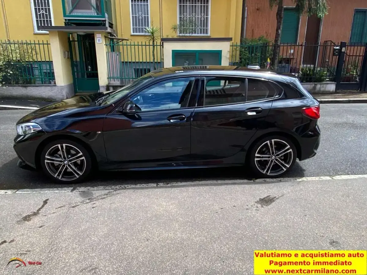 Usado BMW 118 M Sport 150 HP (110 kW) 2024 Preto Citadino