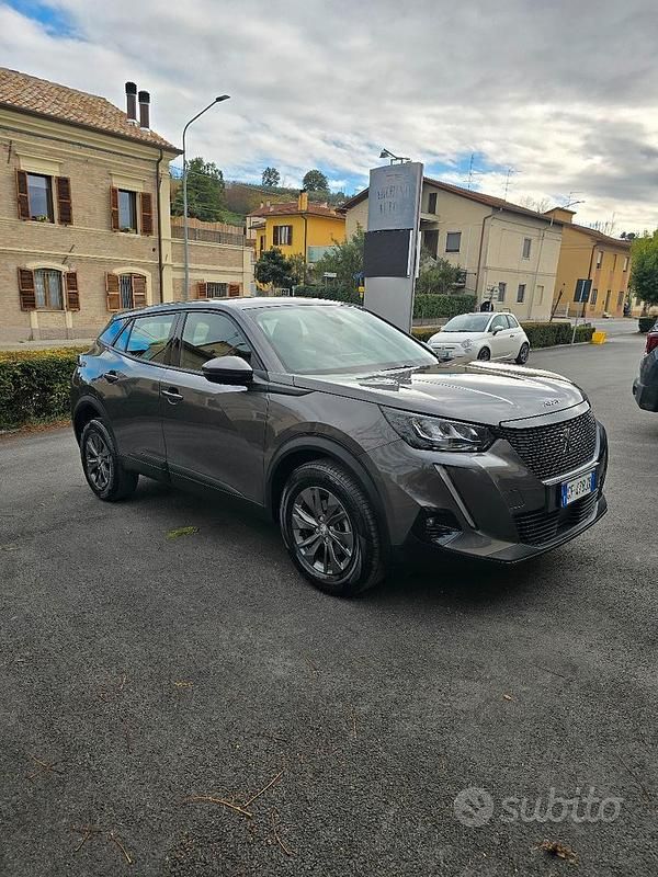 Usata Peugeot 2008 GT 131 CV (96 kW) 2021 SUV