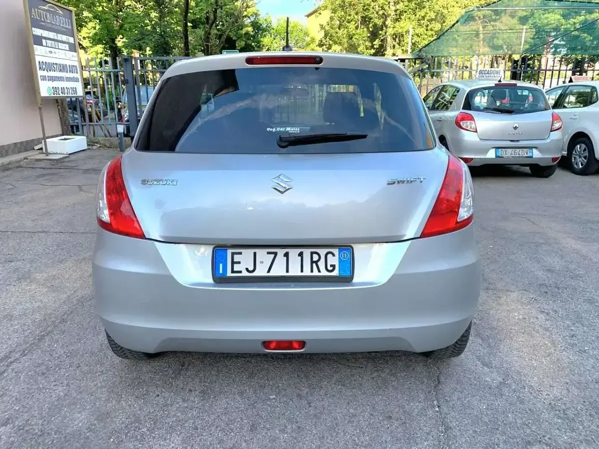 Usata Suzuki Swift GL 94 CV (69 kW) 2011 Grigio Utilitaria