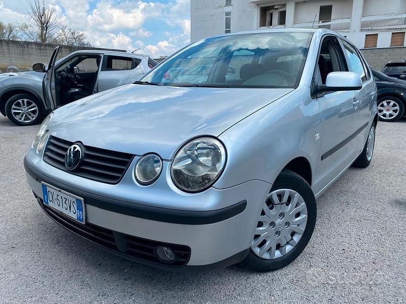 Usata VW Polo 75 CV (55 kW) 2003 Grigio Berlina