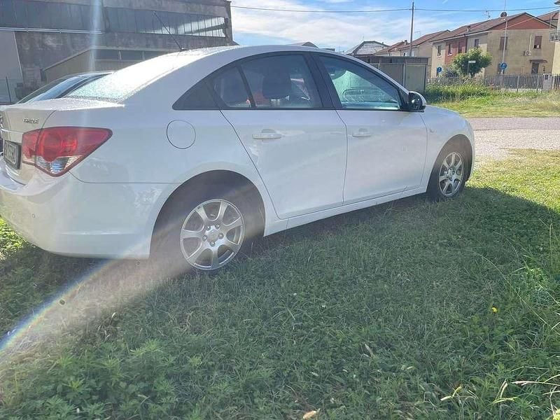 Usata Chevrolet Cruze LTZ 163 CV (119 kW) 2013 Bianco Utilitaria