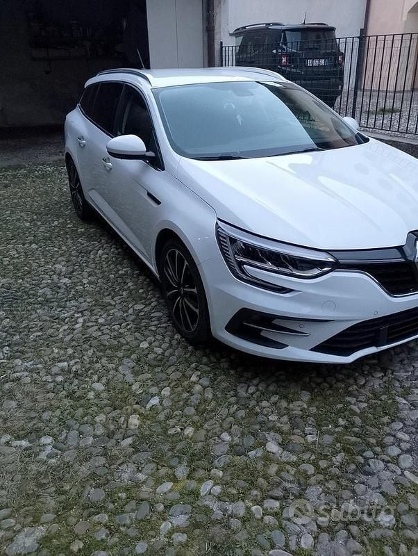 Usata Renault Mégane GrandTour 115 CV (84 kW) 2023 Bianco Station wagon