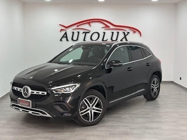 Nero Usata 2023 Mercedes 200 Premium Station wagon | 34.800 € (Ottimo prezzo) - Immagine 1/4