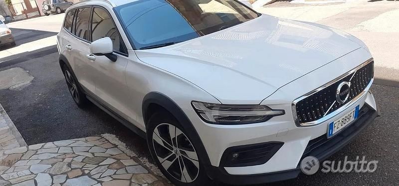 Usata Volvo V60 CC 190 CV (139 kW) 2020 Bianco Station wagon