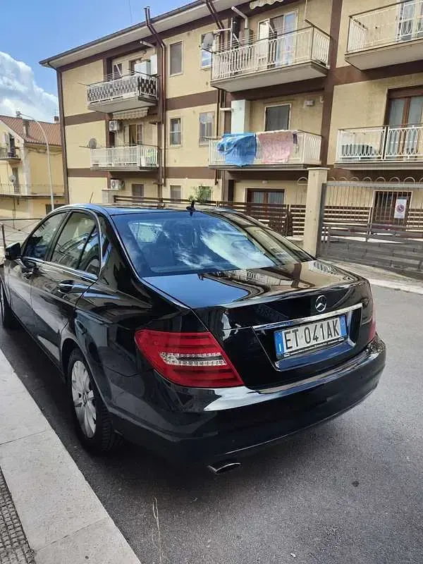 Usata Mercedes C180 120 CV (88 kW) 2013 Berlina