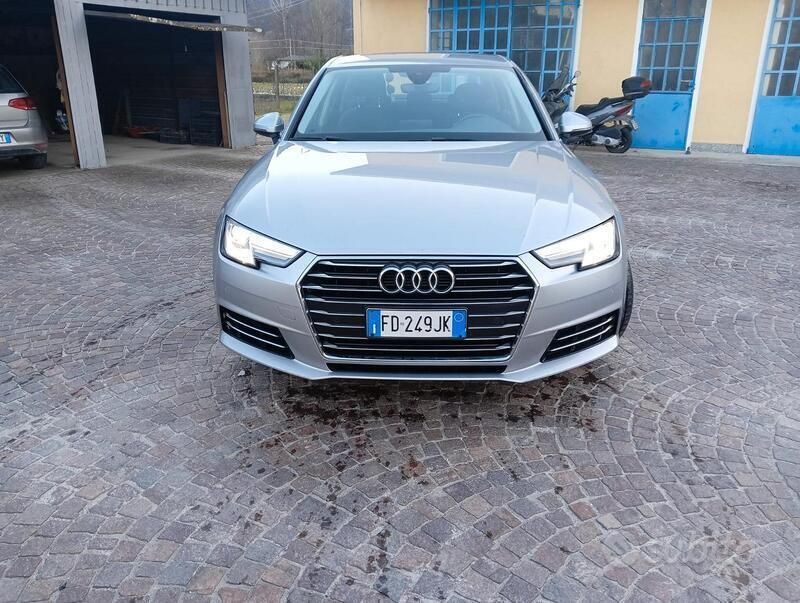 Usata Audi A4 Business 150 CV (110 kW) 2016 Argento Berlina