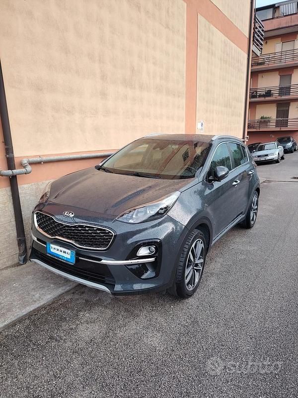 Grigio Usata 2019 Kia Sportage SUV | 19.500 € (Molto cara) - Immagine 1/3