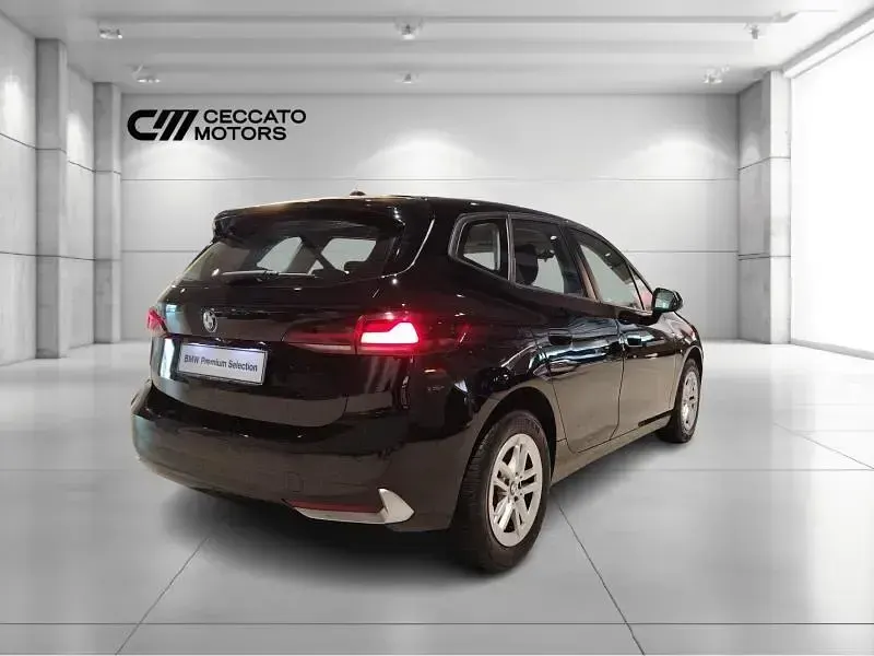 Usata BMW 218 Efficient Dynamics 135 CV (99 kW) 2022 Nero Coupé