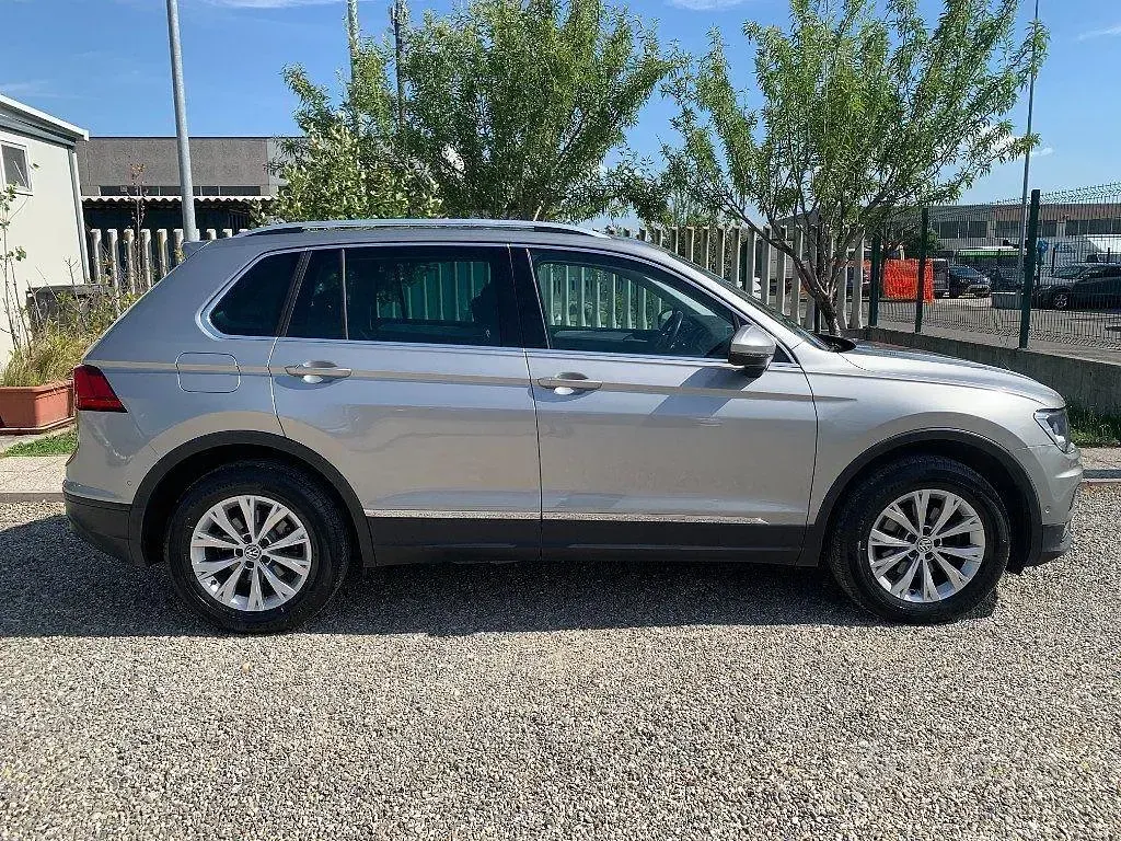 Usata VW Tiguan Advance 150 CV (110 kW) 2020 Grigio SUV
