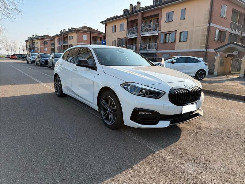 Usata BMW 120 190 CV (139 kW) 2020 Bianco Utilitaria