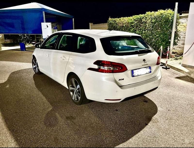 Usata Peugeot 308 SW Business-Line 131 CV (96 kW) 2019 Station wagon