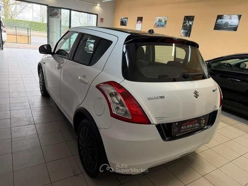 Usata Suzuki Swift 94 CV (69 kW) 2016 Bianco Utilitaria