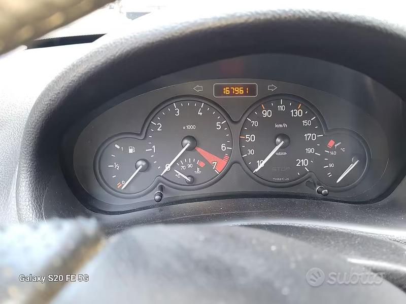 Usata Peugeot 206 2003 Berlina