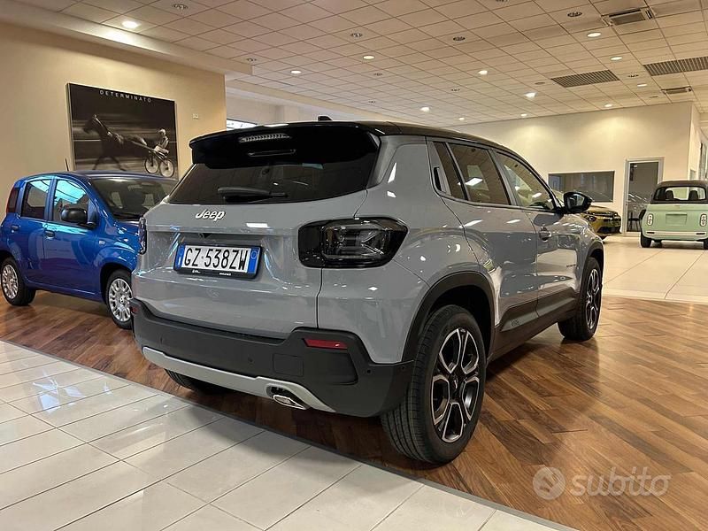 Nuova Jeep Avenger Summit 101 CV (74 kW) 2025 Grigio SUV