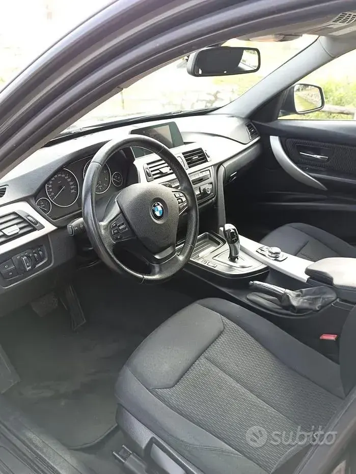Usata BMW 318 143 CV (105 kW) 2014 Grigio Station wagon