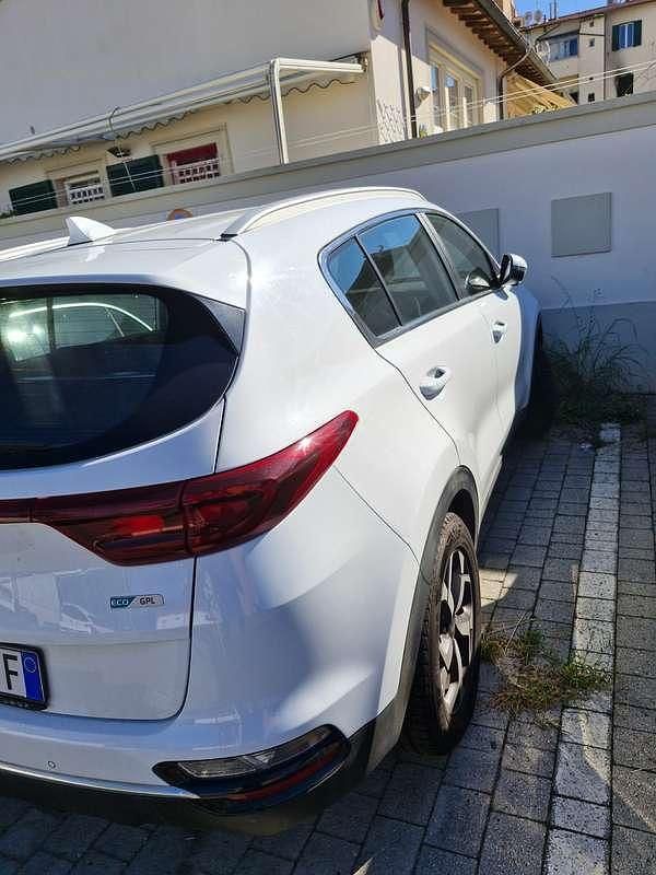 Usata Kia Sportage Urban 126 CV (92 kW) 2021 Bianco SUV