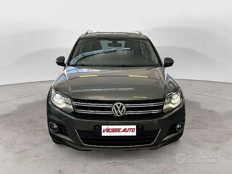 Usata VW Tiguan 150 CV (110 kW) 2015 Grigio SUV