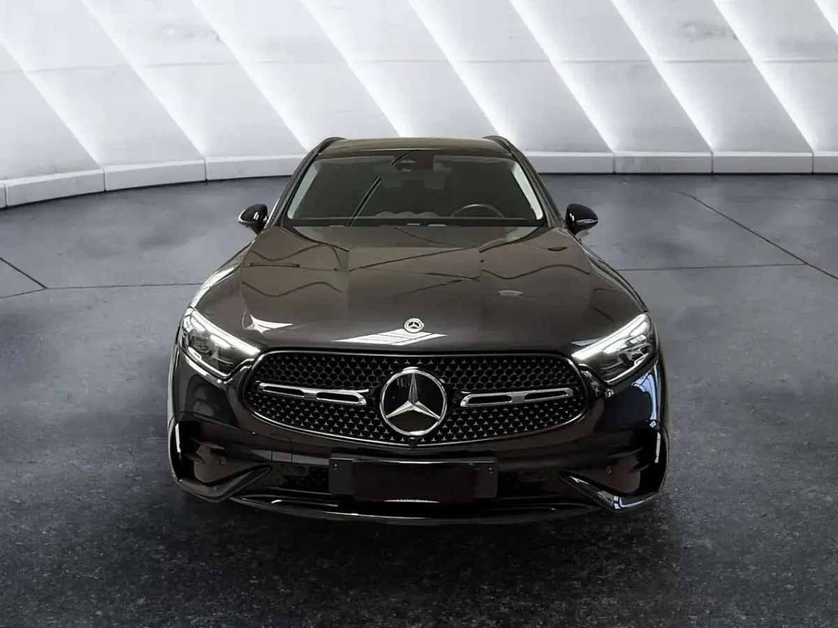 Usata Mercedes GLC300de AMG line 333 CV (244 kW) 2025 Grigio SUV
