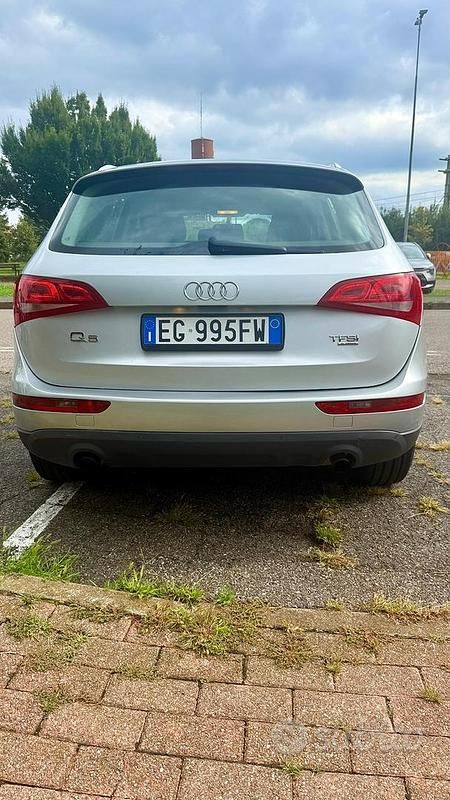 Usata Audi Q5 180 CV (132 kW) 2011 Grigio SUV
