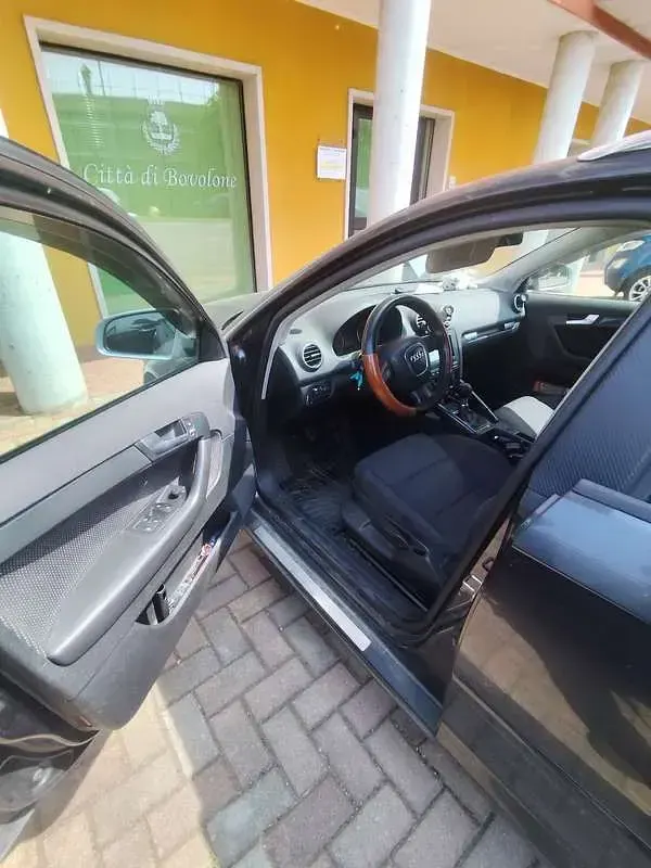 Usata Audi A3 Ambiente 140 CV (102 kW) 2006 Utilitaria