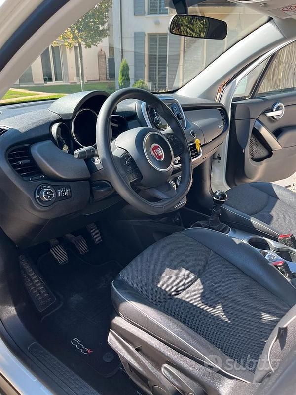 Usata Fiat 500 Cross Plus 95 CV (69 kW) 2017 Bianco Utilitaria
