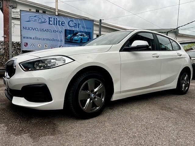 Usata BMW 118 Advantage 140 CV (102 kW) 2020 Bianco Utilitaria