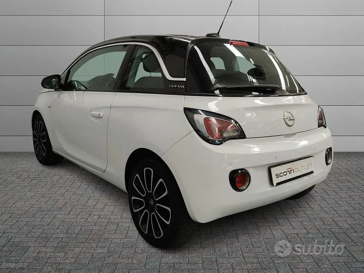 Usata Opel Adam Glam 87 CV (63 kW) 2018 Bianco Utilitaria