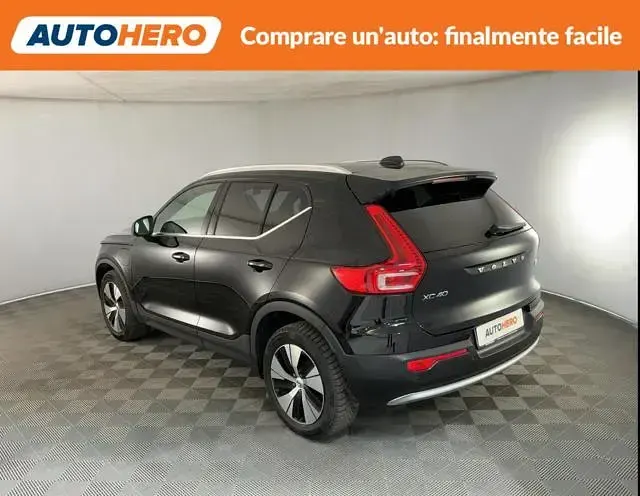 Usata Volvo XC40 Core 211 CV (155 kW) 2022 Nero SUV