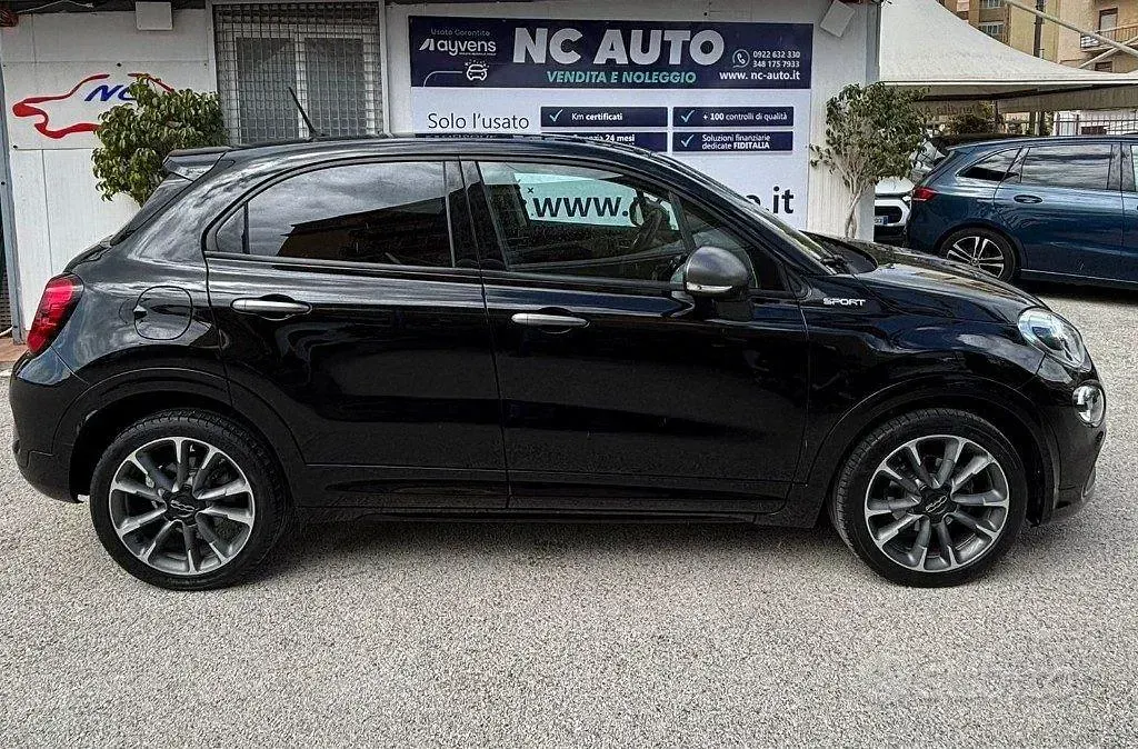Usata Fiat 130 Sport 131 CV (96 kW) 2023 Nero SUV