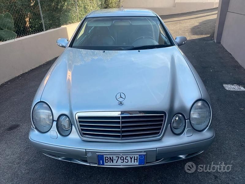 Usata Mercedes CLK200 Avantgarde 2001 Grigio Coupé