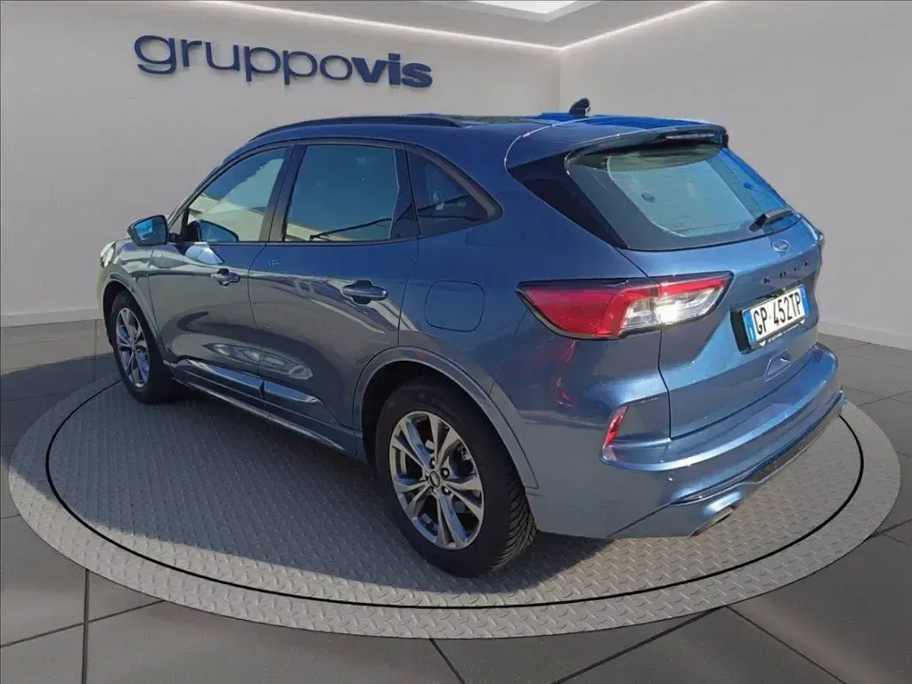 Usata Ford Kuga ST-Line 150 CV (110 kW) 2023 Chrome blue SUV