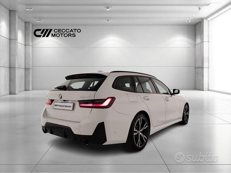 Usata BMW 320e Shadowline 2023 Nero Station wagon