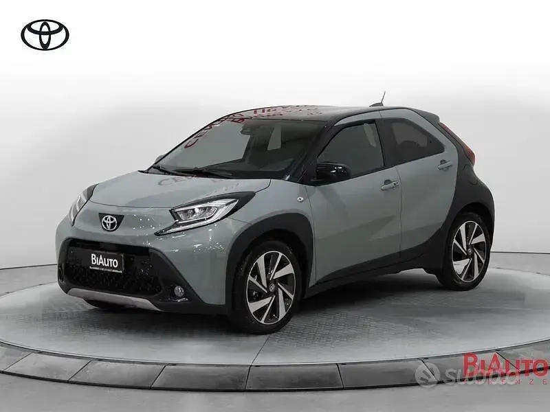 Usata Toyota Aygo X Lounge 72 CV (52 kW) 2024 Verde SUV