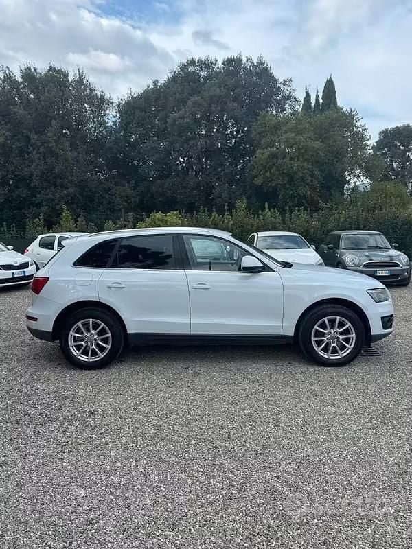 Usata Audi Q5 Advanced Plus 143 CV (105 kW) 2011 Bianco SUV