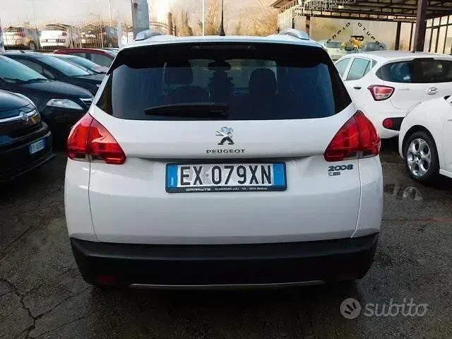 Usata Peugeot 2008 Allure 115 CV (84 kW) 2015 Bianco SUV