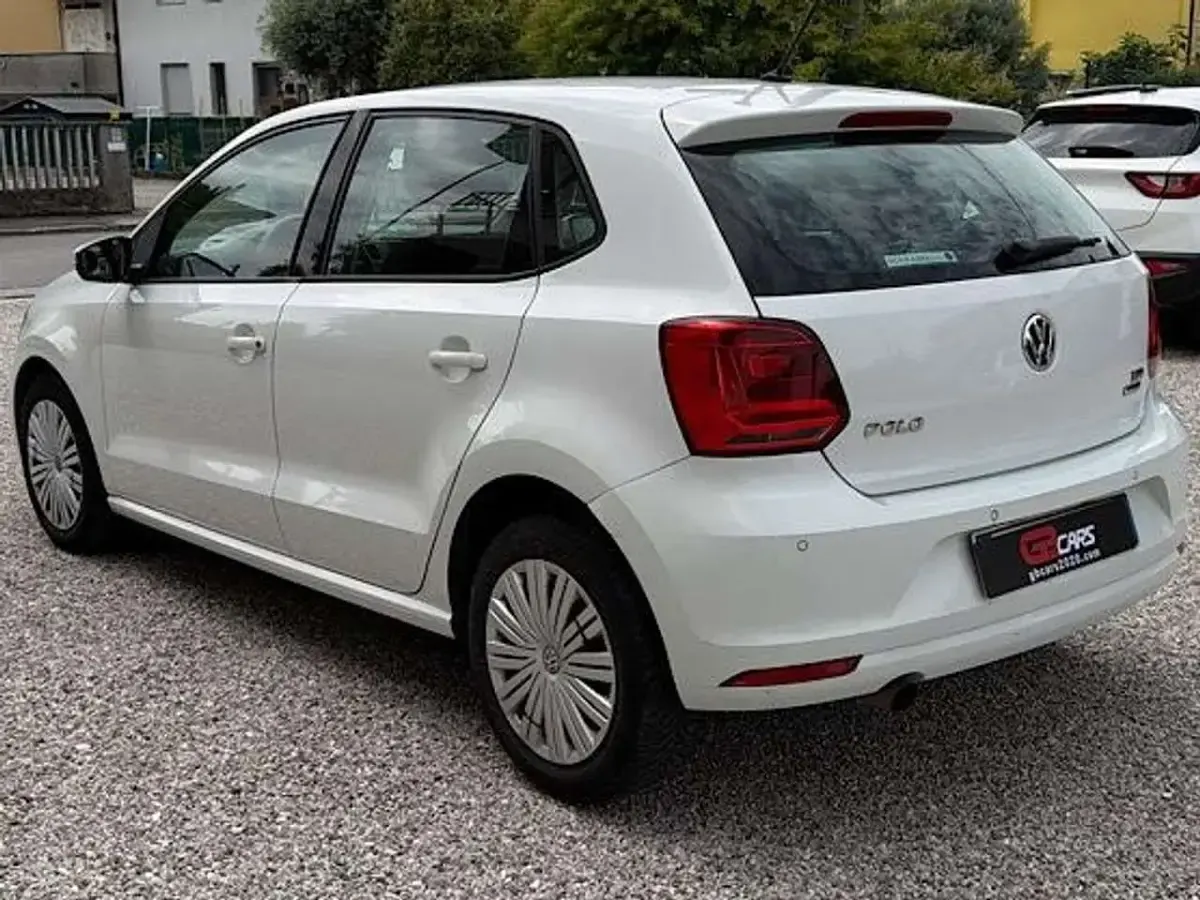 Usata VW Polo Comfortline 90 CV (66 kW) 2016 Bianco Berlina