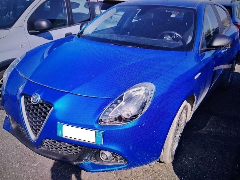 Usata Alfa Romeo Giulietta Business 120 CV (88 kW) 2018 Blu/azzurro Utilitaria