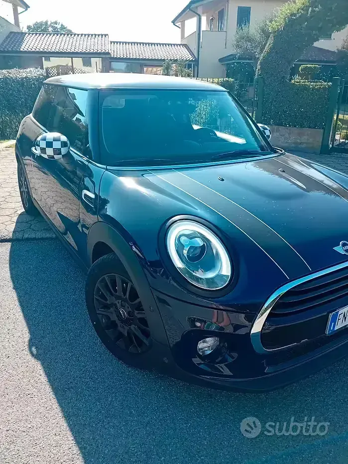 Usata Mini Cooper Hype 116 CV (85 kW) 2018 Bluazzurro Utilitaria