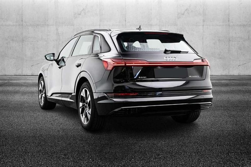 Usata Audi e-tron Business 300 kW (408 CV) 2021 Nero SUV