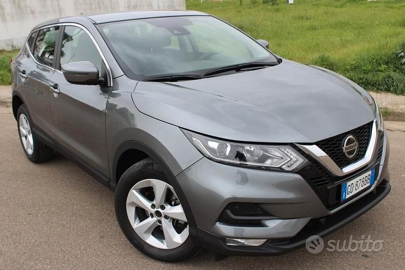 Usata Nissan Qashqai SE 116 CV (85 kW) 2020 Grigio SUV