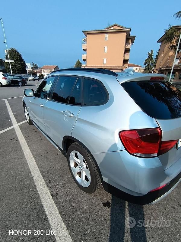 Usata BMW X1 177 CV (130 kW) 2010 Grigio SUV