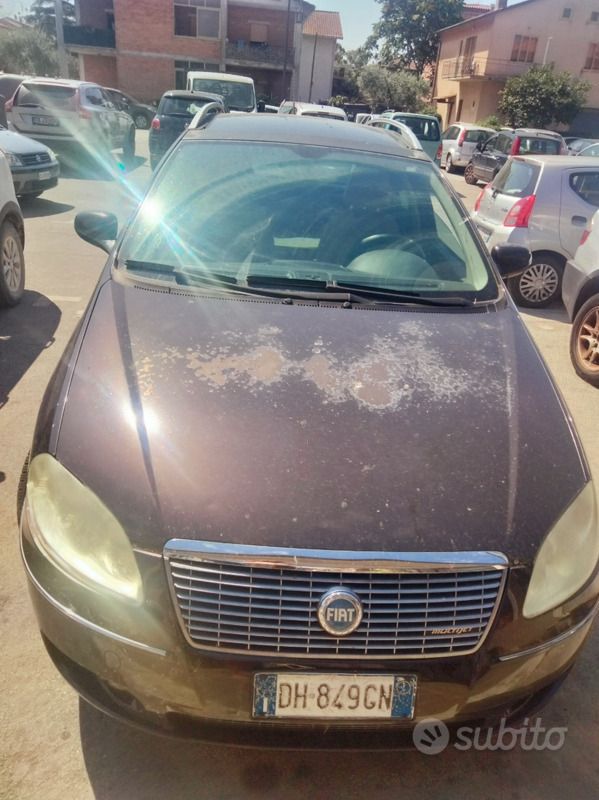 Usata Fiat Croma 150 CV (110 kW) 2007 Marrone Station wagon