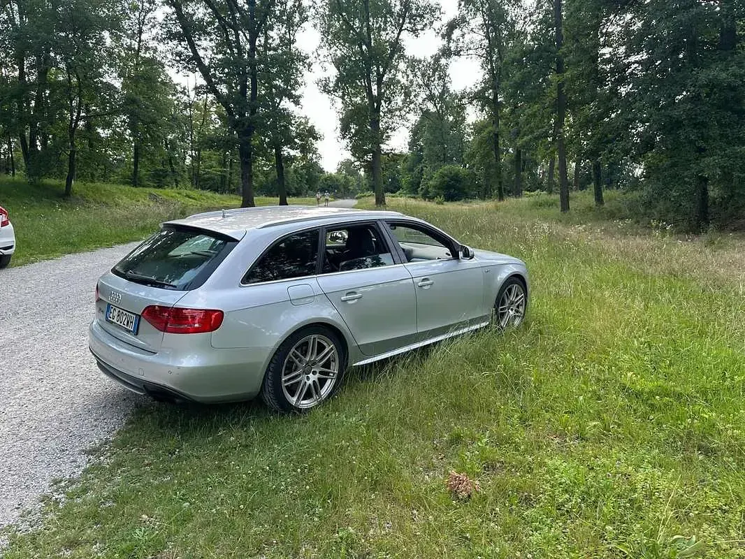 Usata Audi S4 Ambiente 333 CV (244 kW) 2011 Argento Station wagon