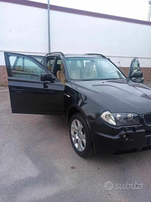 Usata BMW X3 150 CV (110 kW) 2005 Nero SUV