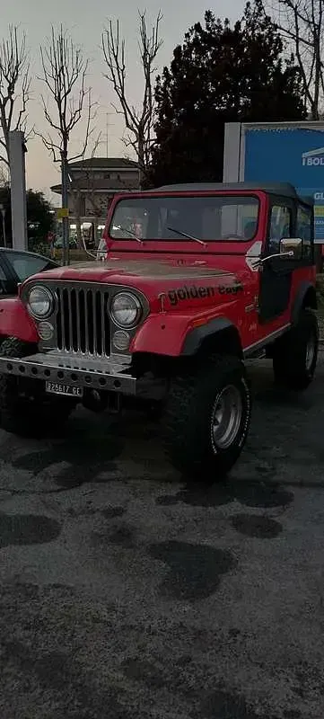 Usata Jeep CJ 1981 Rosso SUV