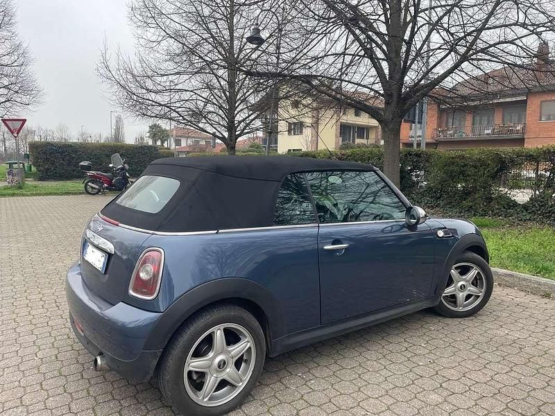Usata Mini Cooper Cabriolet 120 CV (88 kW) 2009 Blu/azzurro Cabrio