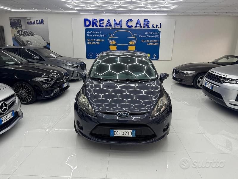Usata Ford Fiesta Titanium 68 CV (50 kW) 2010 Nero Utilitaria