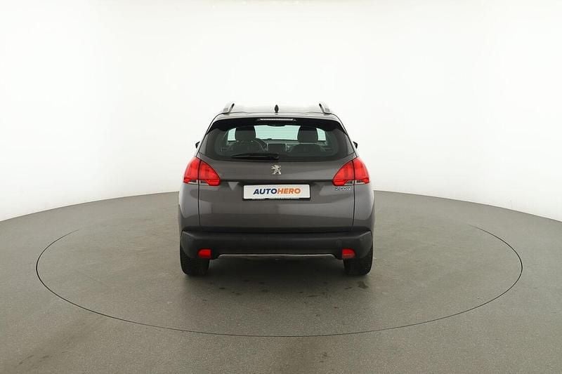 Usata Peugeot 2008 Allure 120 CV (88 kW) 2015 Grigio SUV